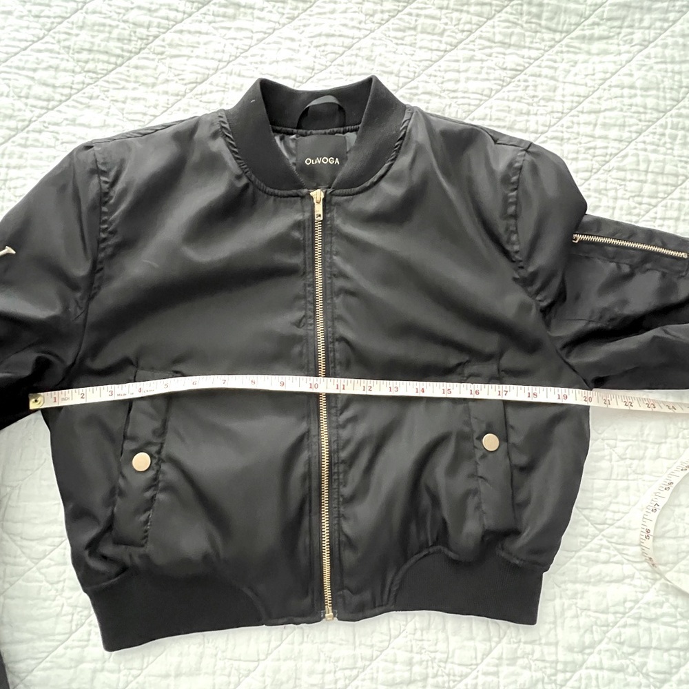 Stylish Bomber Jacket with Gold Finishes - Picture 10 of 12